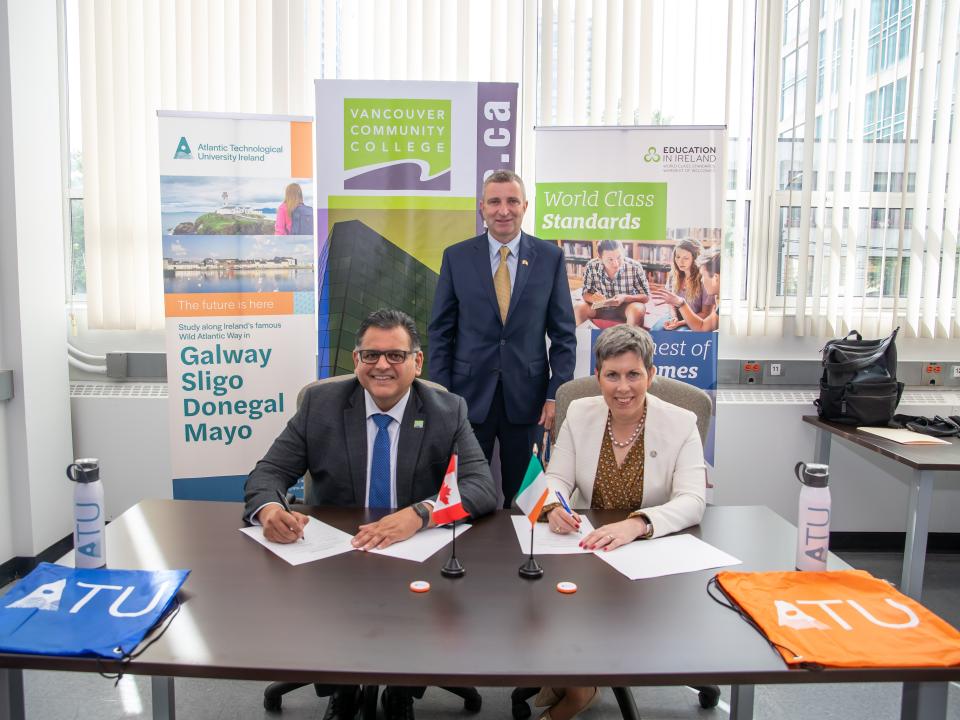 Atlantic Technological University has signed three Memoranda of Understanding with Douglas College, Selkirk College and Vancouver Community College, all based in Western Canada. 