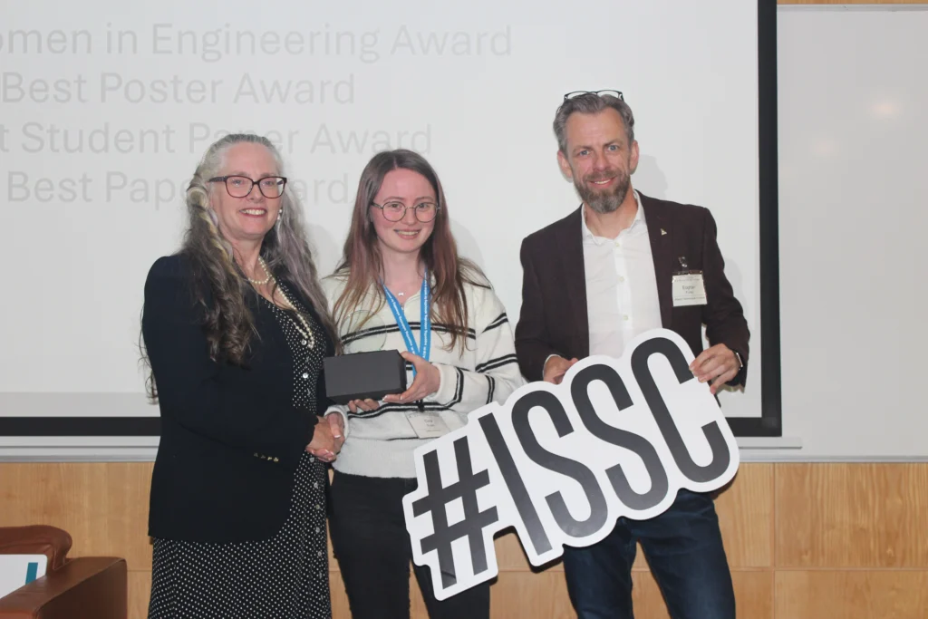 (L-R) Ruth Lennon, Cara Rose, and Dr Eoghan Furey