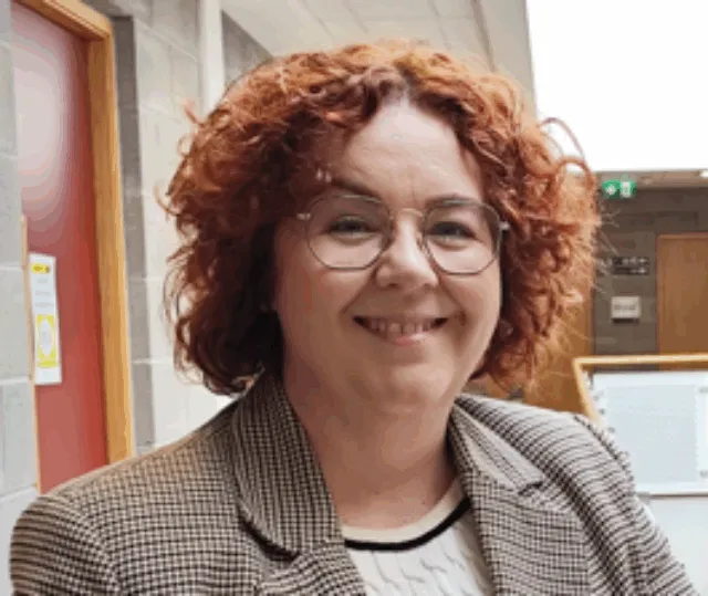 online student advisor michelle reynolds