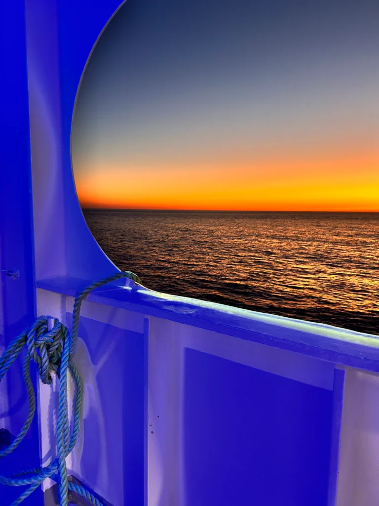 Sunset from the Celtic Explorer (photo credit María)