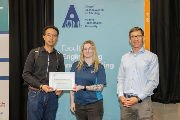 Ko Oo, pictured with the Abbott Diabetes Care representative and Dr Trevor McSharry, Head of School of Built Environment at ATU, received the Award for Best Final Year Project in Mechatronic Engineering.
