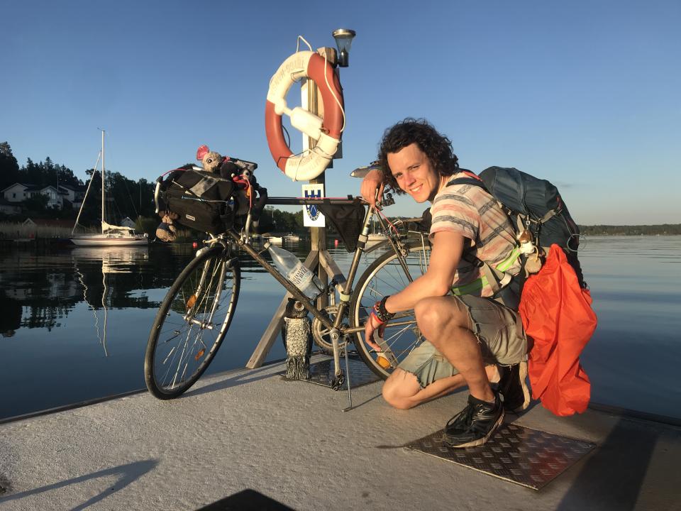 Jonathan Welen, a Swedish Student and his bike